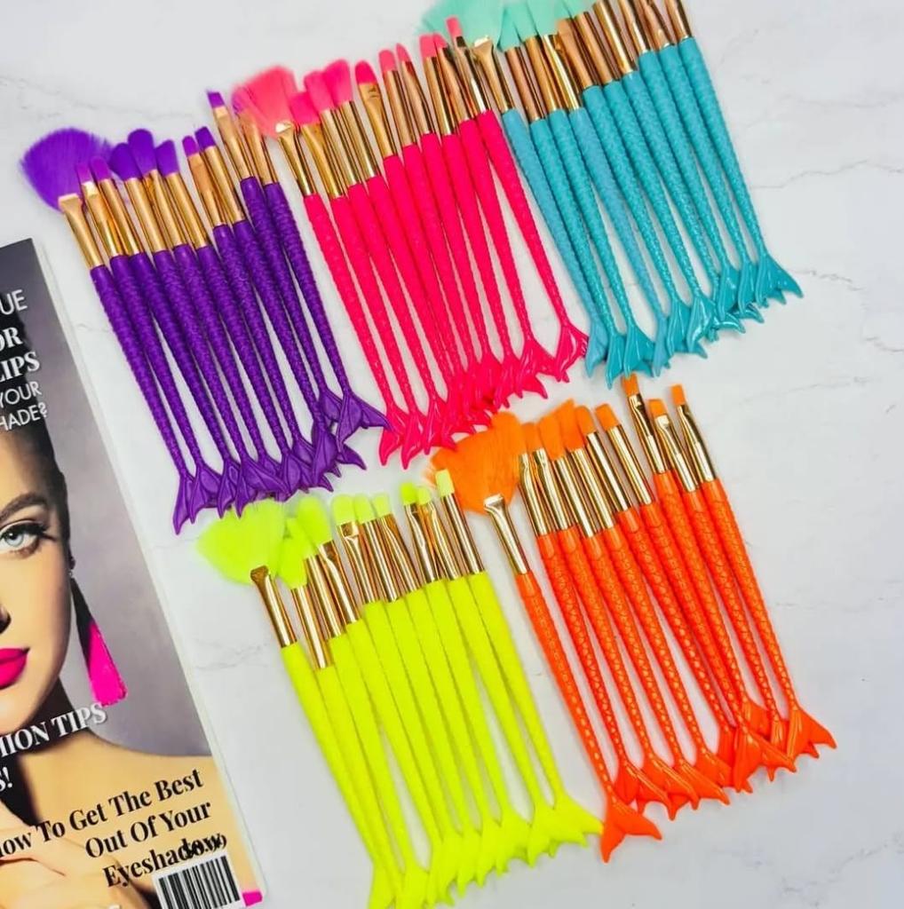 Brochas sirenas neón