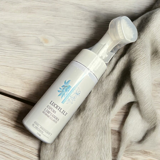 Espuma facial con limpiador